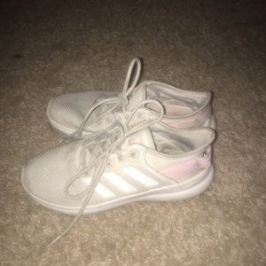Adidas tennis shoes